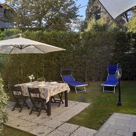 Bellagio Dreams Apt, Pool, With Private Garden, Near Lake Екстериор снимка