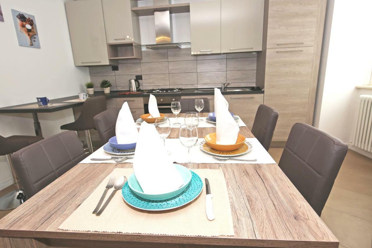 Bellagio Dreams Apt, Pool, With Private Garden, Near Lake Екстериор снимка
